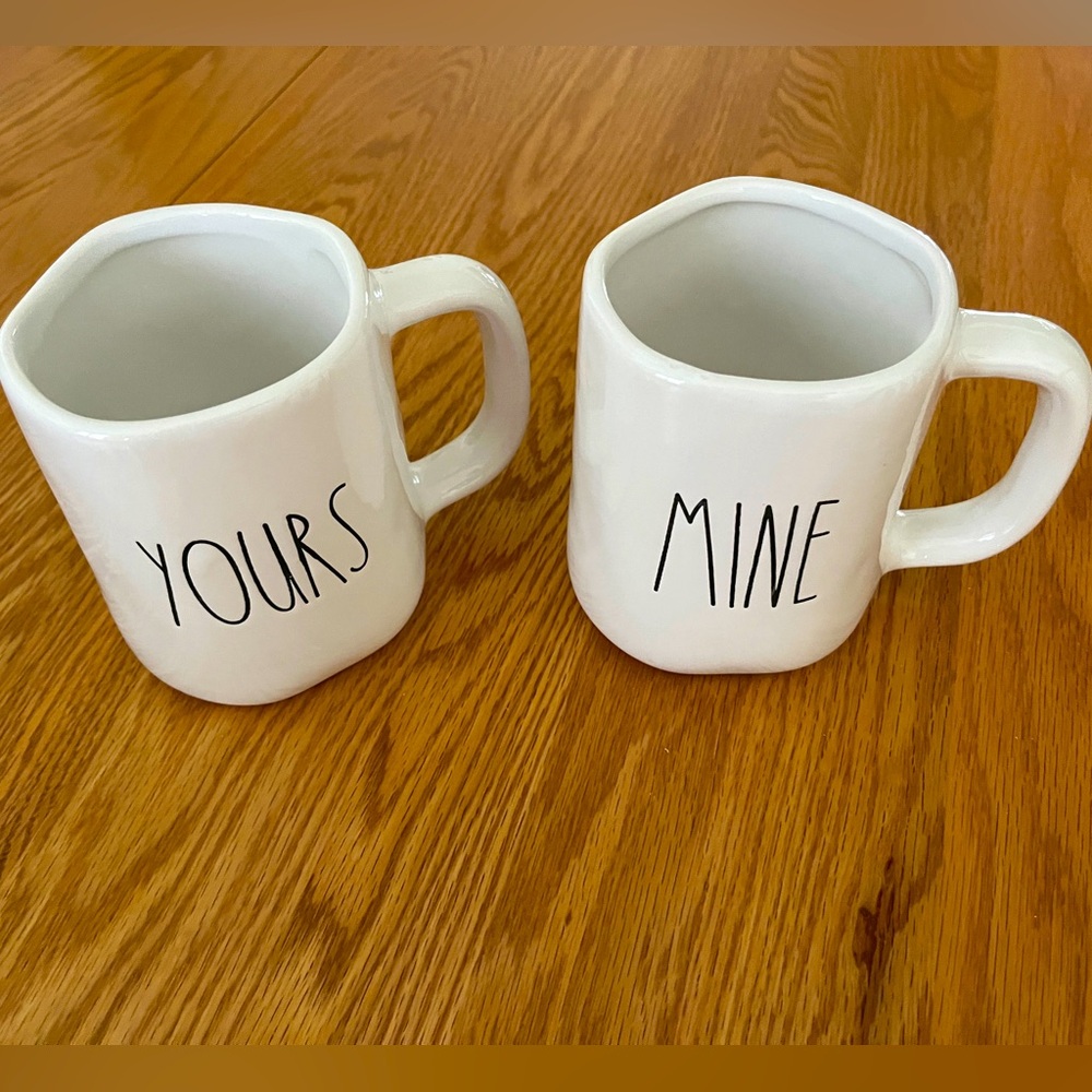 New Two-piece white ceramic coffee mug set features the words "Yours" and "Mine"